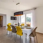 Stunning In With Wifi