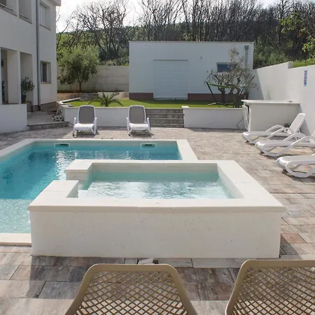 Luxurious Home In Pula Ferienhaus Pula