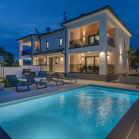 Stunning In With Wifi Holiday home *