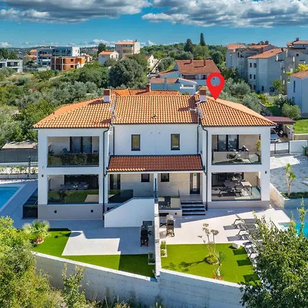 Stunning In With Wifi بيت للعطل Štinjan
