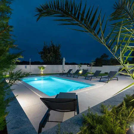 Stunning In With Wifi Holiday home *