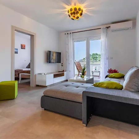 Luxurious Home In Pula