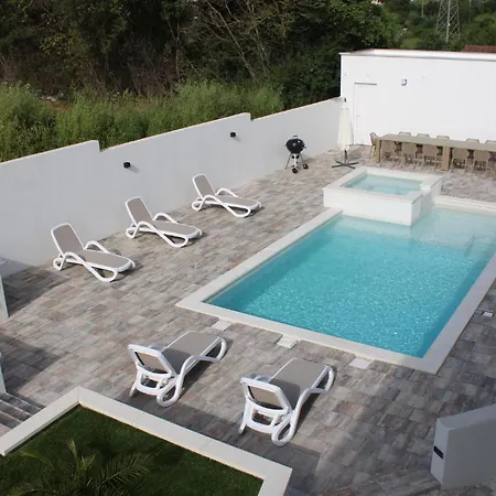 Luxurious Home In Pula Vakantiehuis